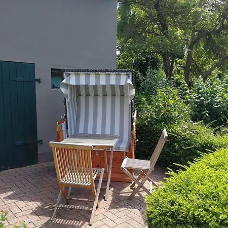 아파트 Landhaus-am-ufer-wohnung-2 *