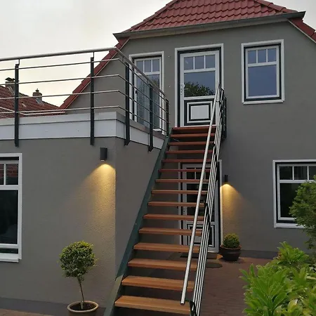 Landhaus-am-ufer-wohnung-2 아파트 하일리겐하펜